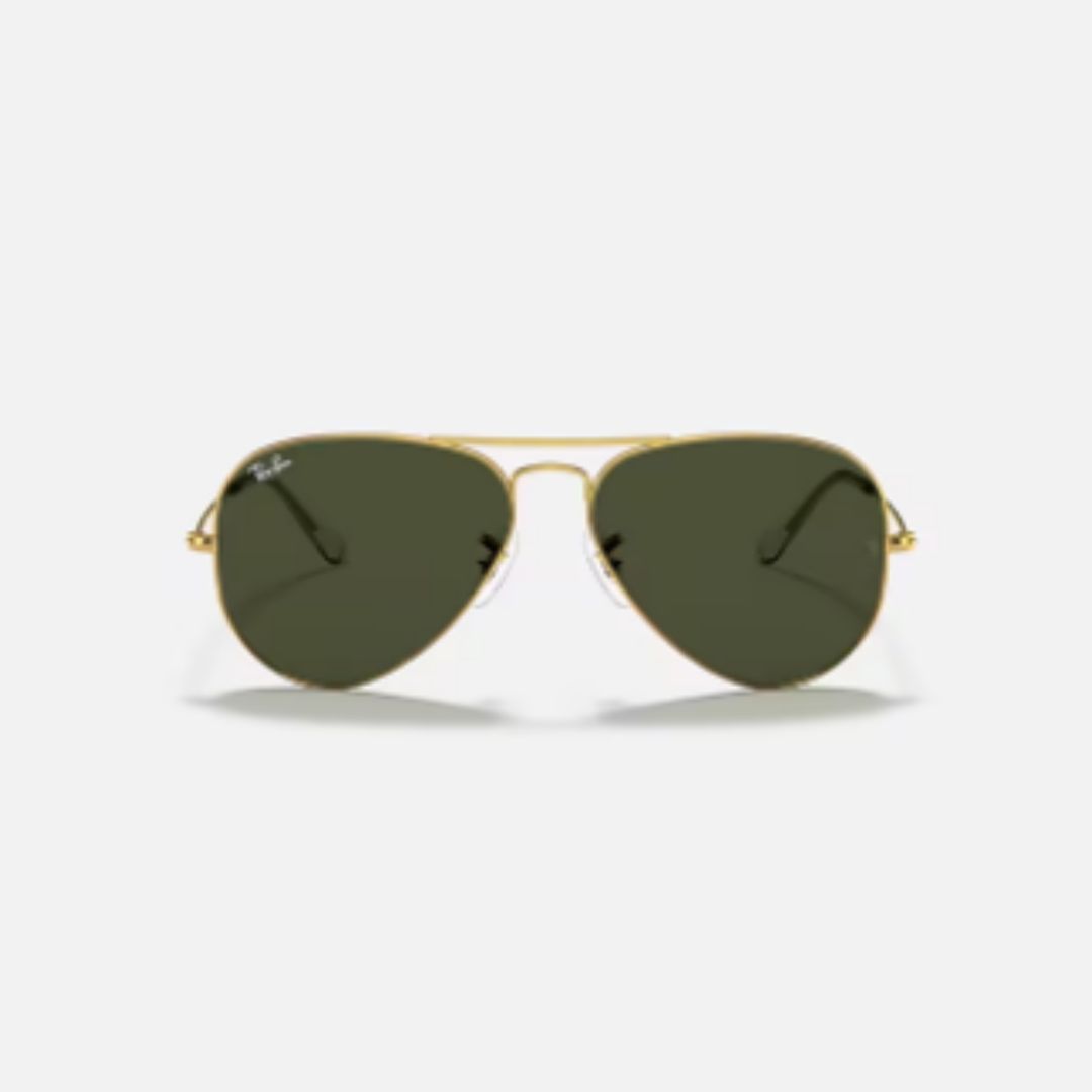 Ray-Ban Aviator New con armazón dorado y lentes Green G-15. Estilo clásico, talle estándar y protección solar de alta calidad.